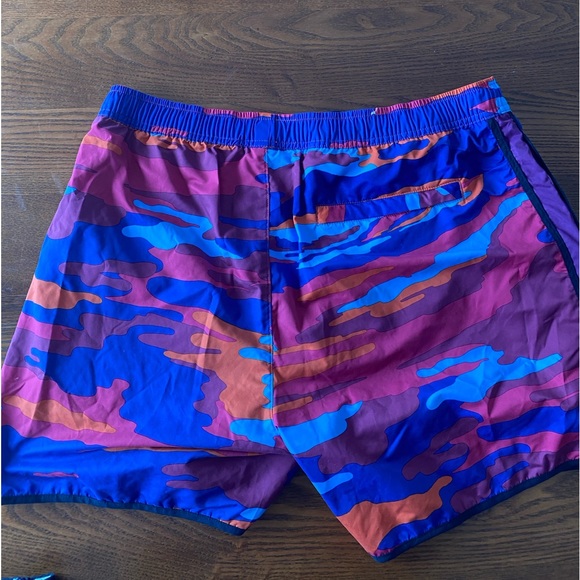 Scotch & Soda Men’s Board Shorts / Like New - Picture 3 of 4